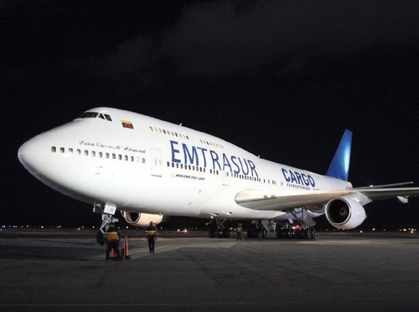 Avión EMTRASUR